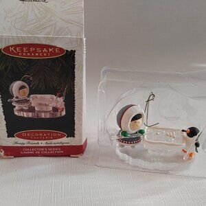 CUTE Hallmark Frosty Friends Collector's Series Keepsake Ornament w/Box